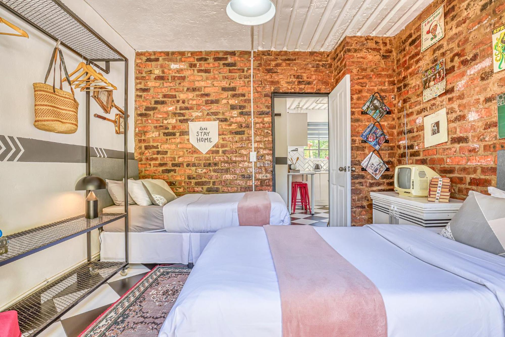 The Bedford Manor Hotel Centurion Bagian luar foto